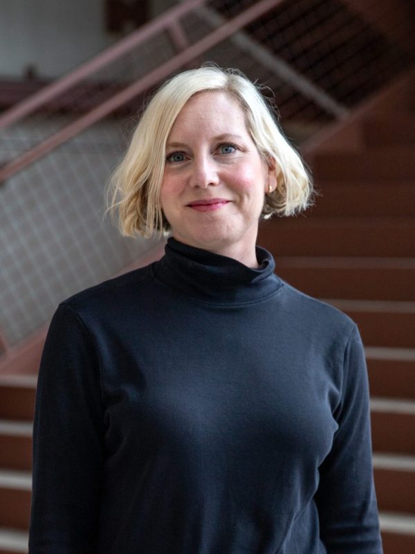 lesley-jenike-headshot-240329